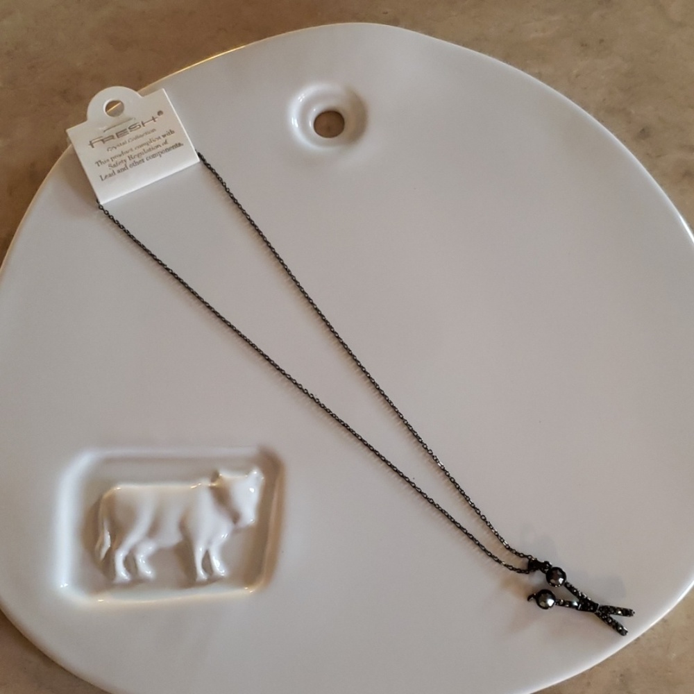 Scissor necklace